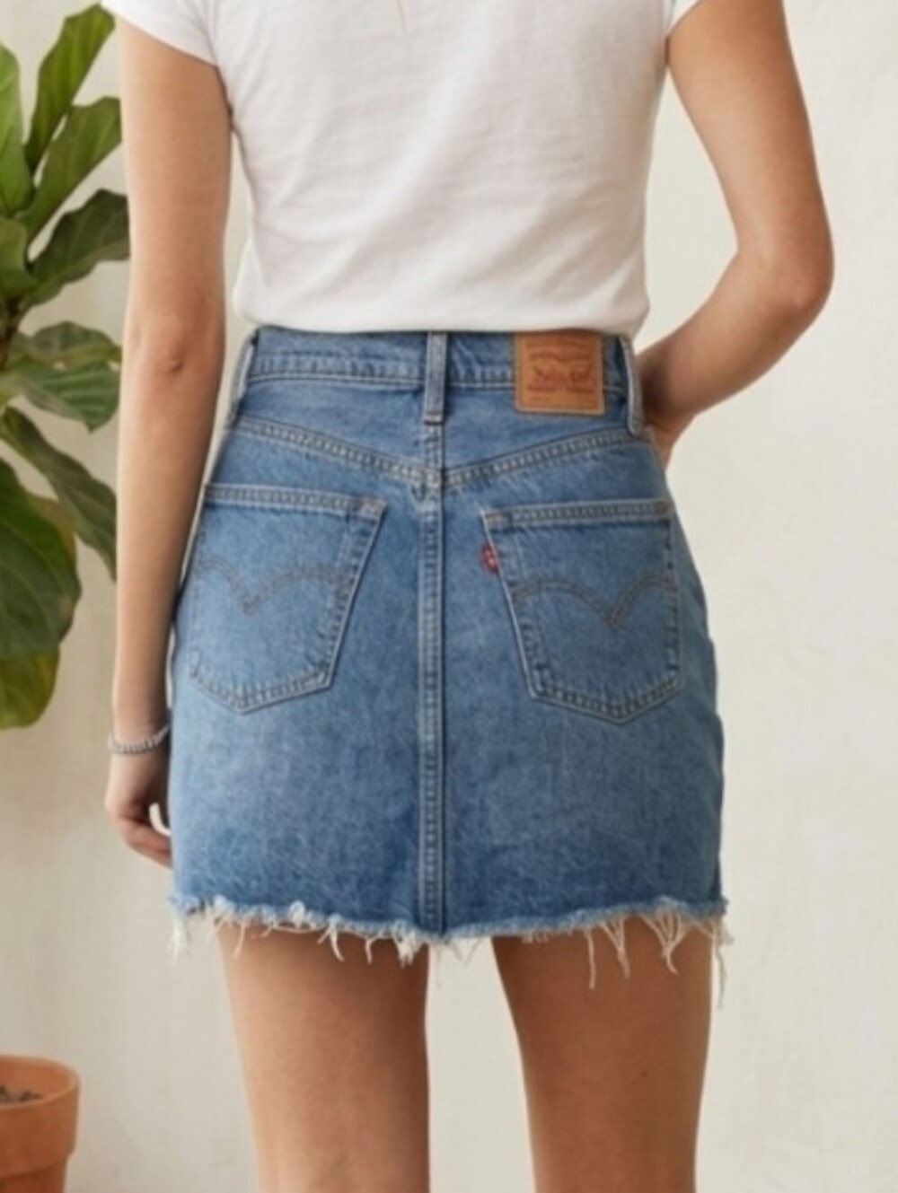 Rare LEVI's Classic Blue Ribcage V Yoke Frayed Skirt